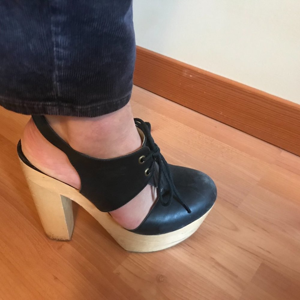Platform heels - Picture 2 of 4